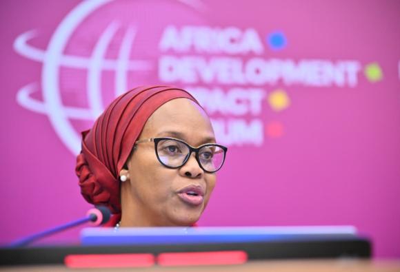 Libérer le potentiel des chaînes de valeur régionales : soutenir les entreprises dirigées par des  jeunes en Afrique dans le cadre de la ZLECAf