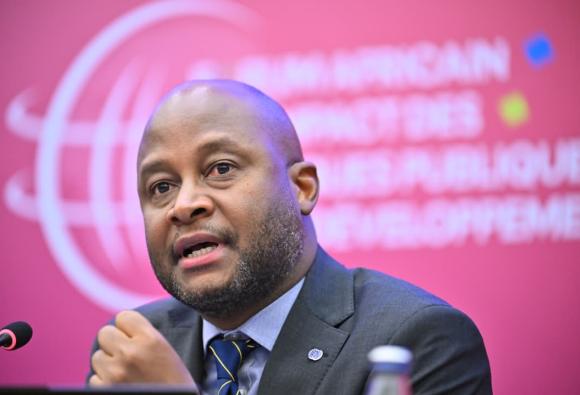 Libérer le potentiel des chaînes de valeur régionales : soutenir les entreprises dirigées par des  jeunes en Afrique dans le cadre de la ZLECAf