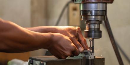 Aligner la finance sur la production : un impératif pour la transformation structurelle de l’Afrique