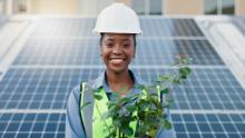 [Blog] Pourquoi l’Afrique doit placer les femmes et les jeunes au cœur de la transition énergétique propre ?