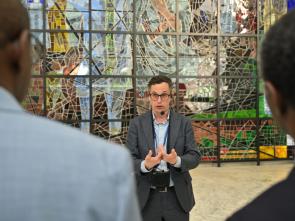 Remise officielle de la maquette de la Maison de l'Afrique (Africa Hall) à la CEA par l'ambassade d'Australie