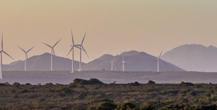 Paving the Way for Small Modular Reactors to tackle Infrastructure Gaps for Energy Transition